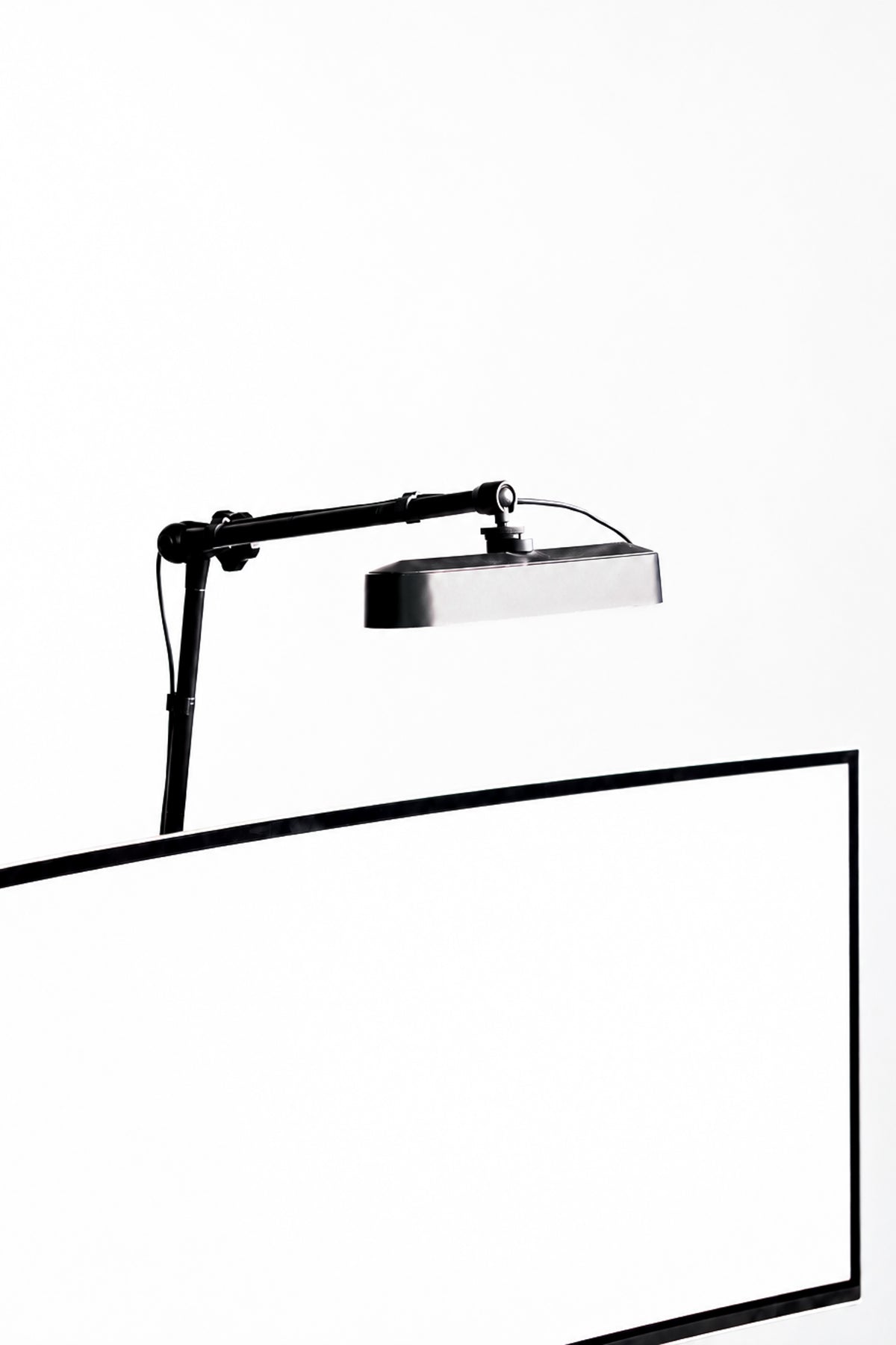 Hue Play Bar 24" Premium Aluminum Metal Mount for Sim Rig- MA-24H