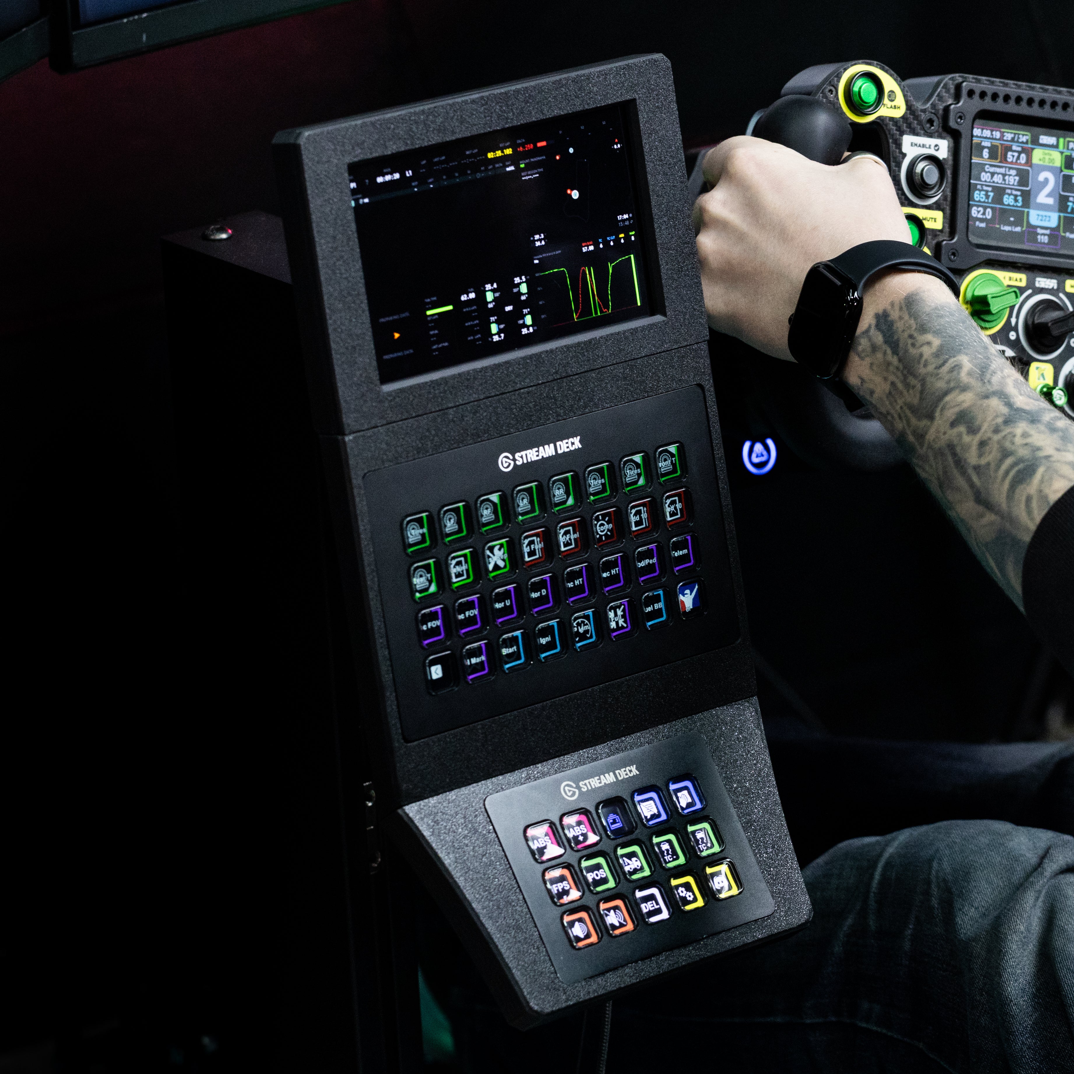 6.8 Inch Touchscreen with Stream Deck XL and MK2/MK1 Triple Mount Console